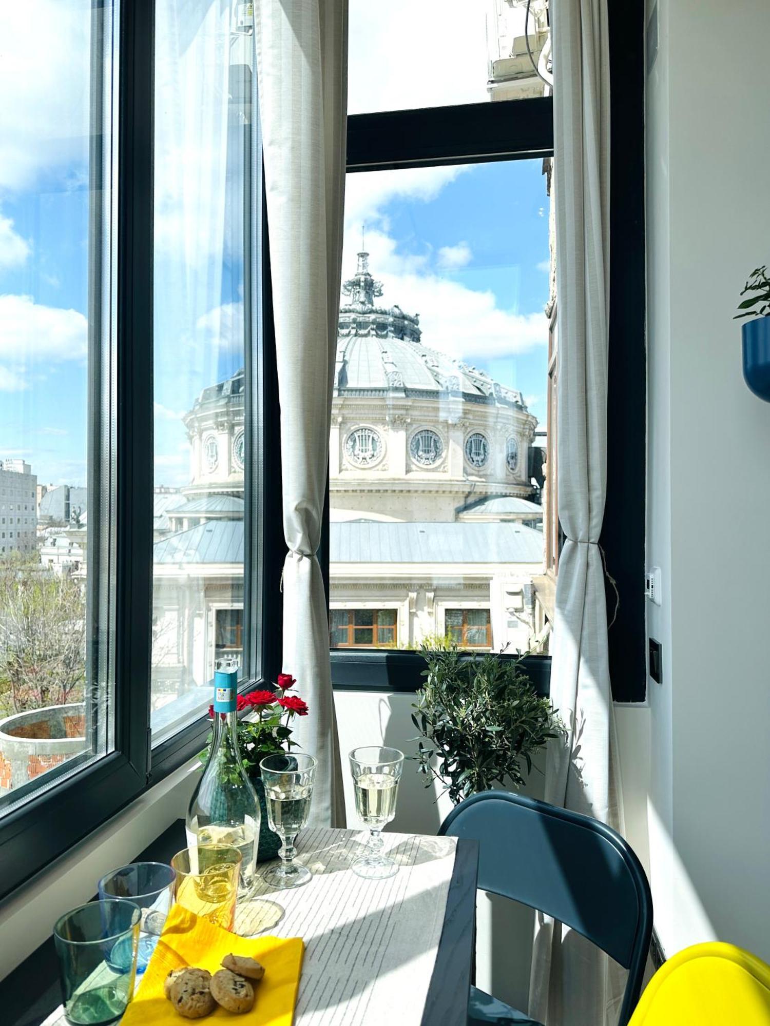 Harmony Studio - Elegant Escape Near Ateneu Bucarest Esterno foto
