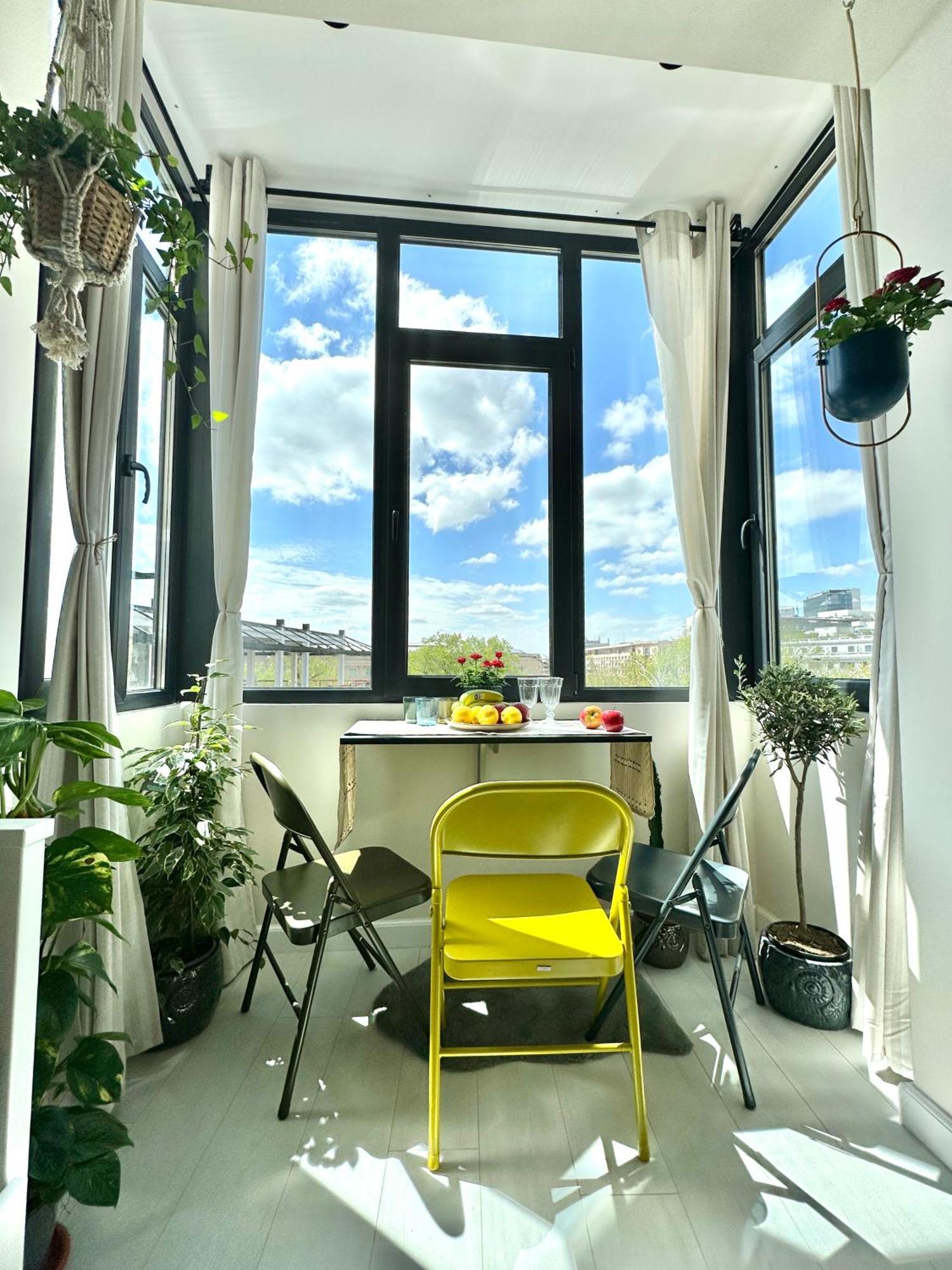 Harmony Studio - Elegant Escape Near Ateneu Bucarest Esterno foto